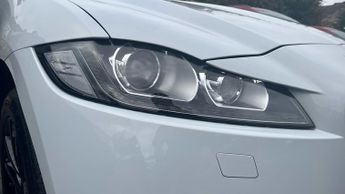 Jaguar F-PACE 2.0d (180) Chequered Flag 5dr Auto AWD