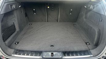 Jaguar F-PACE 3.0 D300 R-Dynamic HSE 5dr Auto AWD - Head Up Display - 