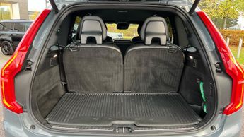 Volvo XC90 2.0 B5D (235) R DESIGN Pro 5dr AWD Geartronic With Heated Front 