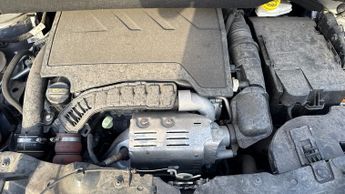 Vauxhall Crossland 1.2 Turbo (130) Ultimate 5dr Auto (Navigation)(Heated Front Seat