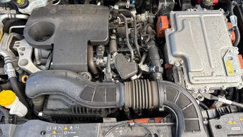 Renault Clio 1.6 E-TECH full hybrid 145 Evolution 5dr Auto (Rear Sensors)(Nav