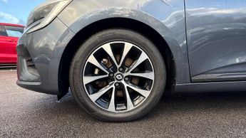 Renault Clio 1.6 E-TECH full hybrid 145 Evolution 5dr Auto (Rear Sensors)(Nav