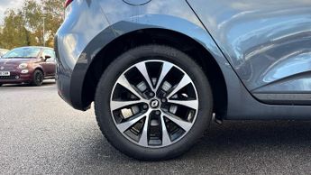 Renault Clio 1.6 E-TECH full hybrid 145 Evolution 5dr Auto (Rear Sensors)(Nav