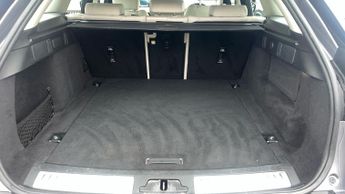 Land Rover Range Rover Velar 2.0 D200 R-Dynamic SE 5dr Auto