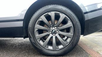 Land Rover Range Rover Velar 2.0 D200 R-Dynamic SE 5dr Auto