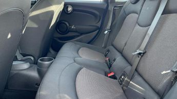 Mini Hatch 1.5 Cooper Classic II 5dr Auto