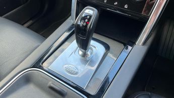 Land Rover Discovery Sport 2.0 D240 R-Dynamic HSE 5dr Auto With Heated Front Seats and Fixe