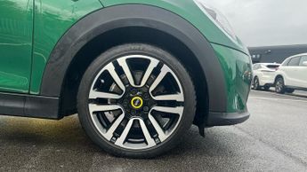 Mini Hatch 135kW Cooper S Level 2 33kWh 3dr Auto