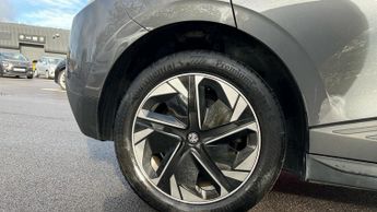 MG MG4 EV 125kW SE EV 51kWh 5dr Auto (Rear Parking Sensors)(Apple Carplay/