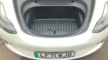 Tesla Model 3 Long Range AWD 4dr Auto