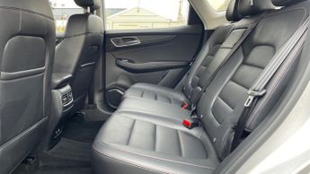 MG HS 1.5 T-GDI SE 5dr DCT - Apple CarPlay/Android Auto - Navigation -