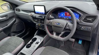 Ford Kuga 2.5 FHEV ST-Line Edition CVT with Navigation  Reverse Camera and
