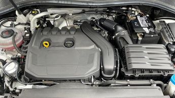 Volkswagen Tiguan 1.5 TSI EVO R-Line Tech 5dr