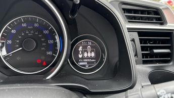 Honda Jazz 1.5 i-VTEC Sport Navi CVT (Front/Rear Parking Sensors)(Cruise Co