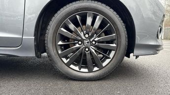 Honda Jazz 1.5 i-VTEC Sport Navi CVT (Front/Rear Parking Sensors)(Cruise Co