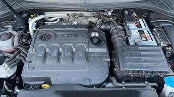 Volkswagen Tiguan 2.0 TDi 150 R-Line 5dr DSG