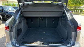 Jaguar F-PACE 2.0 D200 S 5dr Auto AWD With Heated Front Seats and Fixed Panora