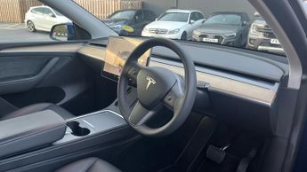 Tesla Model Y Long Range AWD 5dr Auto