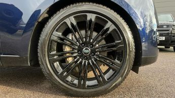 Land Rover Range Rover 3.0 D350 HSE 4dr Auto With Heated and Cooled Seats and Head-up D