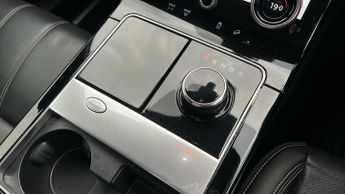 Land Rover Range Rover Velar 2.0 P250 R-Dynamic SE With Heated Front Seats and Fixed Panorami