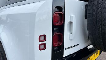 Land Rover Defender 3.0 D250 X-Dynamic SE 90 3dr Auto With Heated Front Seats and Sl