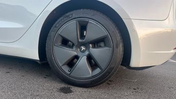 Tesla Model 3 Long Range AWD 4dr Auto