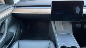 Tesla Model 3 Long Range AWD 4dr Auto - Fixed Panoramic Glass Roof - Heated Se