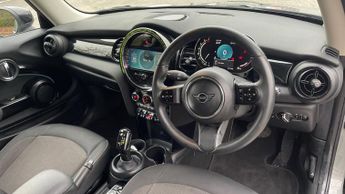 Mini Hatch 1.5 Cooper Classic 3dr Auto