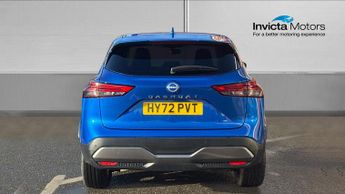 Nissan Qashqai 1.3 DiG-T MH 158 N-Connecta 5dr Xtronic Auto with Privacy Glass 
