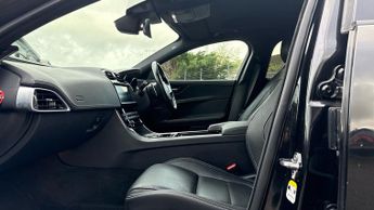 Jaguar XE 2.0 Ingenium Landmark Edition 4dr Auto