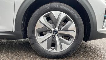 Kia Niro 150kW 3 64kWh 5dr Auto