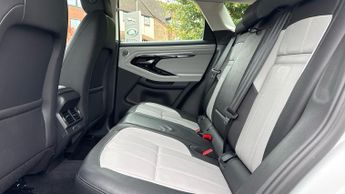 Land Rover Range Rover Evoque 1.5 P300e R-Dynamic SE 5dr Auto