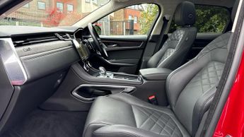 Jaguar F-PACE 2.0 D200 HSE 5dr Auto AWD - 21 inch Alloy Wheels - Panoramic Gla