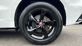 Jaguar F-PACE 2.0 D200 R-Dynamic S 5dr Auto AWD - Very Low Mileage - 