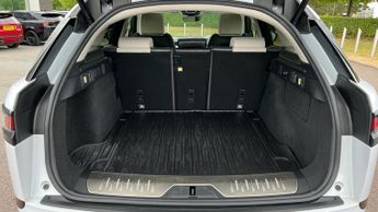 Land Rover Range Rover Velar 3.0 P380 R-Dynamic HSE 5dr Auto With Massage Seats and Head-up D