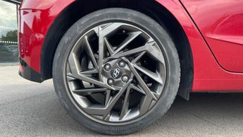 Hyundai i20 1.0T GDi 48V MHD Premium 5dr DCT - Heated Steering Wheel - Heate
