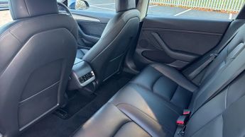 Tesla Model 3 Long Range AWD 4dr Auto