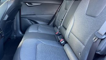 Kia Niro 150kW 4 65kWh 5dr Auto - Panoramic Sunroof - Heated Front Seat -