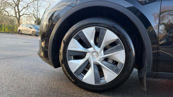 Tesla Model Y Long Range AWD 5dr Auto