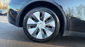 Tesla Model Y Long Range AWD 5dr Auto