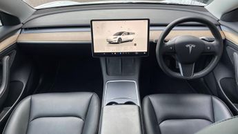 Tesla Model 3 RWD 4dr Auto