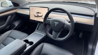 Tesla Model 3 RWD 4dr Auto