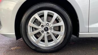 Ford Tourneo Connect 2.0 EcoBlue Titanium 5dr Auto (7 seat)