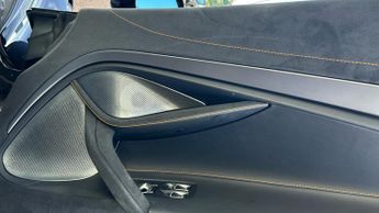 McLaren 750S Spider V8 2dr SSG Auto