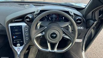 McLaren 750S Spider V8 2dr SSG Auto