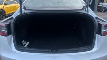 Tesla Model 3 Long Range AWD 4dr Auto