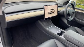 Tesla Model Y RWD 5dr Auto