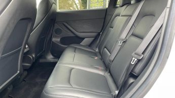 Tesla Model Y RWD 5dr Auto