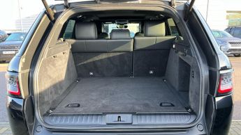 Land Rover Range Rover Sport 3.0 D300 HSE Dynamic Black 5dr Auto With Heated and Cooled Front