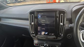Volvo XC40 2.0 B4P R DESIGN 5dr Auto
